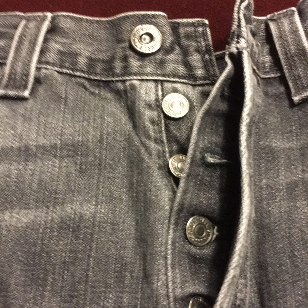 501 Levi’s Black washed Jeans. Size 32 - Picture 3 of 8